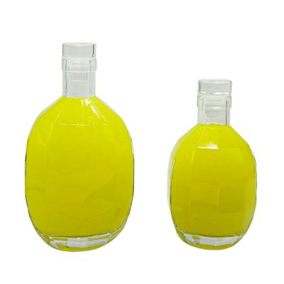 China Good Quality Beverage Pomegranate Shaped Glass Juice Bottle With Glass Stopper Juice Tea With Milk Yangmei Cocktail Liquor Glass Bottle for sale