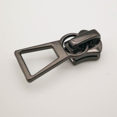 China Nickel Free 7# Auto Short Puller Lock High Quality Slider For Nylon Zipper for sale