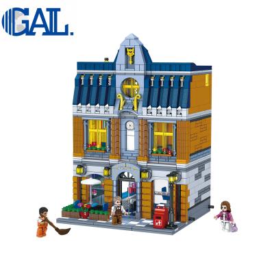 China Intellectual Development Hill Tavern Street View Set Building Block 1367pcs Toys For Kid for sale