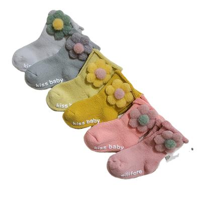 China Wholesale Children's Breathable Doll Bumps Cartoon Animal Head Bumps Combed Cotton Mi-tube Baby Socks for sale