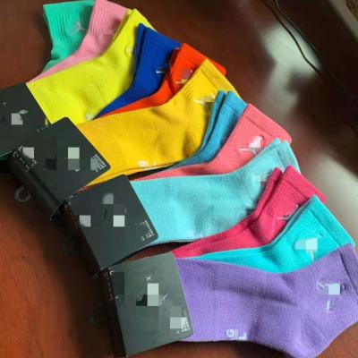 China Custom Breathable Men Terry Sport Sock Women Basketball Running Cycling Hiking Designer Crew Logo Shorts Athletic Socks Cotton Ankle for sale