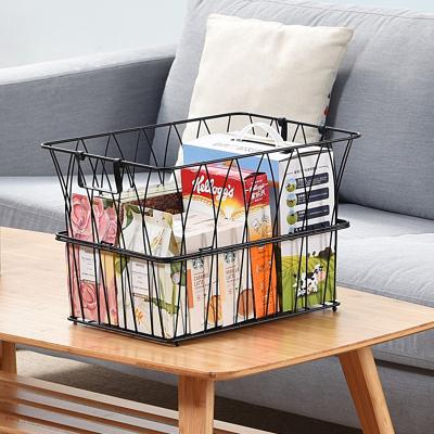 China Viable Kitchen Bath Toy Metal Organizer Wire Mesh Living Room Storage Rack Fruit Food Storage Basket for sale