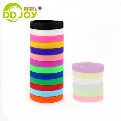 China Bulk Sale Cheap Custom Silicone Rubber Waterproof Wristband For Gift And Promotion Events for sale