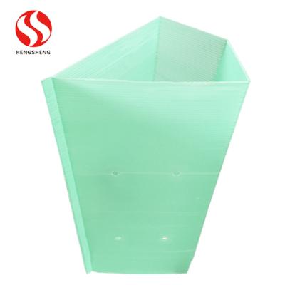 China Eco-friendly Corflute Correx PP Plant Protection Corrugated Tree Tube Vine Guard Sapling Plastic Plant Protector for sale