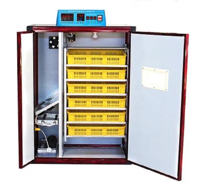 China Full Automatic Egg Incubator Digital Parrot Egg Quail Egg Incubator Machine High Quality for sale