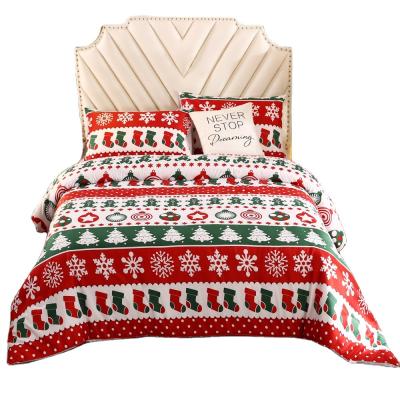 China Clean Design Duvet Cover Christmas Tree Stocking Reindeer Snowflake Printed Comforter Wholesale Soft Luminous Reactive Printing Comforter for sale