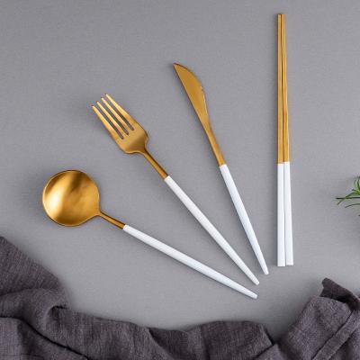 China Viable Hot Sale Wedding Flatware Set Gold Cutlery Stainless Steel Spoons Forks And Knives Set for sale