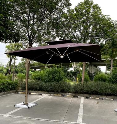 China 2023 Modern Hot Selling Outdoor Cantilever Sun Umbrella Sun Shade With LED Lamp Solar Patio Umbrella for sale