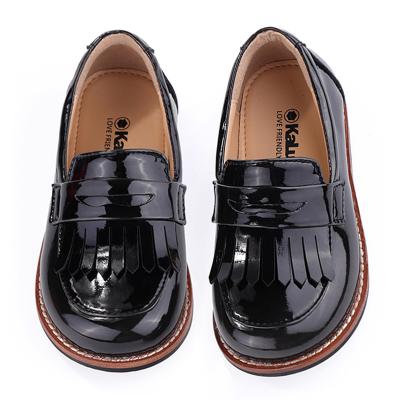 China Shiny PU Black Leather Classic Flat Shoes Hard Soled Children's Stylish Shoes for sale