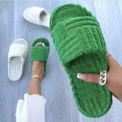 China Fashion Trend Lady Fashion Plush Slippers Warm Winter Shoes Plush Fuzzy Indoor House Slippers For Woman Faux Fur Fluffy Shoes for sale