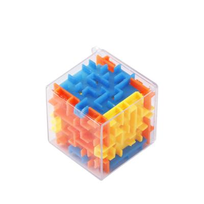 China No Square Mini Maze Kids Leisure Game Toy Handmade Breakthrough 6 Sided Rolling Beads for sale