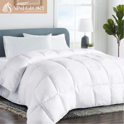 China Polyester Bedding Cotton Envelope 0.9D Microfiber Filling Traditional Luxury Comforter for sale