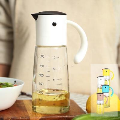 China Easy Use Reddot Design Kitchen Cooking Tool Olive Oil Dispenser Oil Bottle for sale