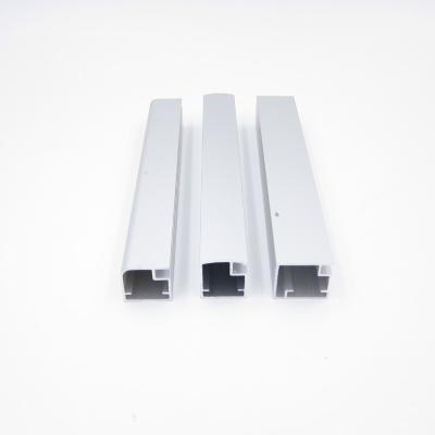 Chine 6063 T5 saupoudrent les extrusions en aluminium enduites pour Peru Corrales à vendre