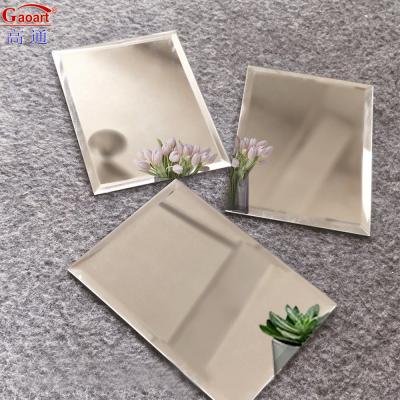 China Coaster Adhesive Tray for Bedroom Mirror 80Cm Round Wall Hanging Mirror Without Frame for sale