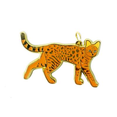 China Gold Custom Cute Metal Pins Brooch Pet Europe Kitten Key Chains Accessories Cat Badge Zinc Alloy for sale