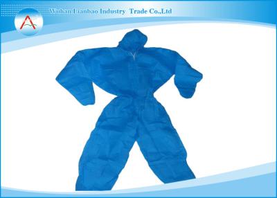 China Polypropylene Unisex Safety Workwear Disposable Protective Coverall With Hood for sale