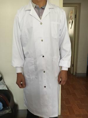 China 80/20 Polyester Cotton Medical Professional Lab Coats Oil Resistant for sale