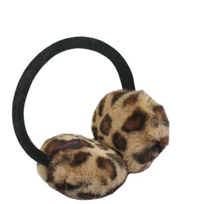 China Winter Use Wholesale 100% Polyester Plush Ear Muffs Cute Winter Warmer Faux Fur Leopard Print Earmuffs for sale