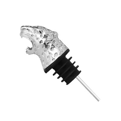 China Easy Viable Pour Zinc Alloy Metal Animal Rose Gold Leopard Metal Liquor Pourer With Stopper for sale