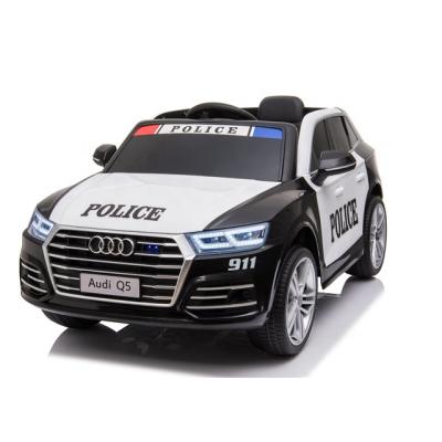 China Four Wheels With Suspension Licensed Audi Q5 Ride On Electric Car Child Electric Car Kids Play Cars 12v for sale