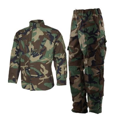 China Combat Breathable Durable Breathable Woodland Camouflage ACU Training Military Uniform for sale