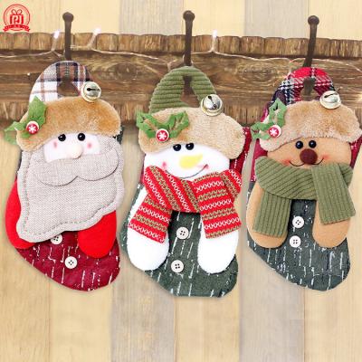 China New Decoration Christmas Ornaments Bangs Gift Bag Medium Santa Snowman Deer Socks Christmas Tree Hanging Decoration for sale