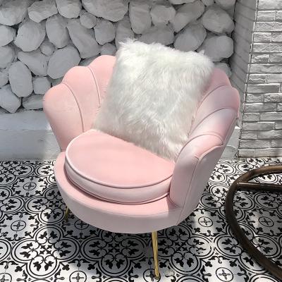 China Modular Modern Home Velvet Shell Chair With Gold Legs Furniture Upholstery Scallop Petal Pink Velvet for sale