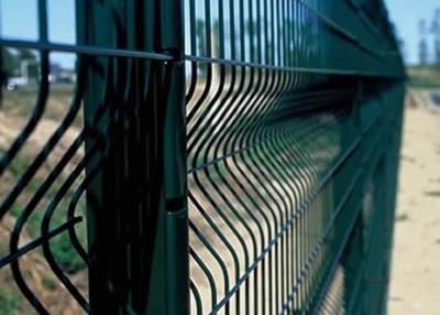 China 3D Bending Welded Wire Mesh Panels PVC Security Fence Easy Installation for sale