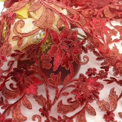 China Heat-insulation Fashion Embroidery Design 3d Net Ribbon Embroidery Bridal Wedding Laces Fabrics for sale