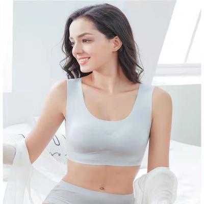 China Beautiful Breathable Yoga Sleep Bra Women Sexy Back Wireless Lift Up Seamless Lace Bra With Pad for sale