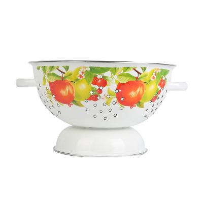 China Sustainable Vegetable Basket Strainer 22cm 28cm Enamel Metal Fruit Colander for sale