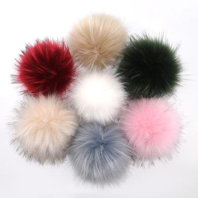 China Wholesale Smooth Faux Fur Pom Poms Raccoon For Knit Hat 11-15cm Faux Fur Pom Poms With Snap Accessories for sale