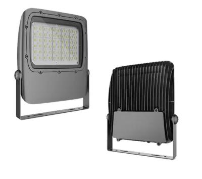 China Durable Outdoor Light Ip66 Street Light Energy Saving 100w Led Flood Light for sale