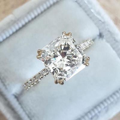 China Top Quality FASHIONABLE 925 Sterling Silver Luxury Rings With Synthetic Zircon For Women for sale