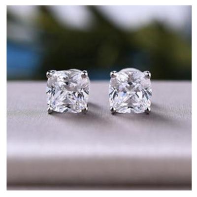 China Other Seller Supply Women Shape 3.0 Carat Diamond White Gold Plated 4 High Carbon Diamond Ear Studs Fork for sale