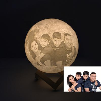 China 3D Printing Custom Multi-size 16 Colors Text 3d Photo Moon Lamp For Wedding Decoration for sale