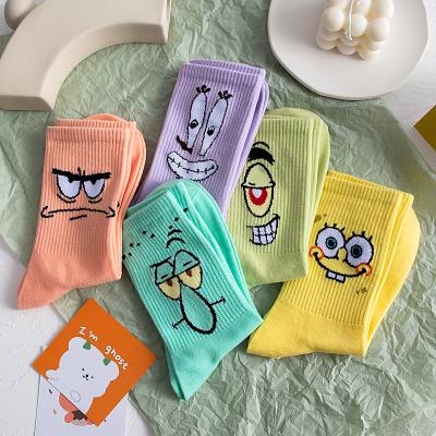 China Hot Sale New Style QUICK DRY Shaping Funny Cartoon Hip Hop Skateboard Stocking Soft Cotton Popular Couples Cartoon Socks for sale