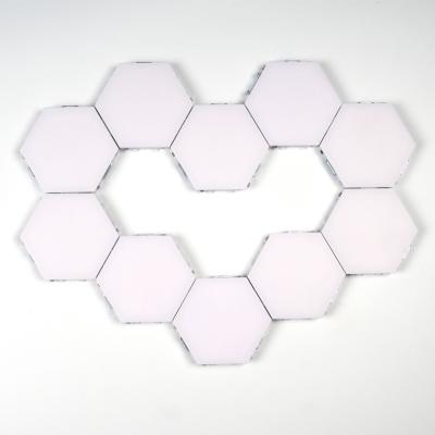 China Smart Modular Hexagonal Touch Lights Wall Cabinet Screen Sensor Indoor Hotel Touch Fancy Led Wall Light for sale