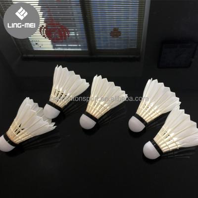 China Airplane Top Badminton Match Club Outdoor Shuttlecock For Tournament Lingmei Brand #40 for sale