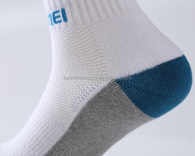 China Lingmei Antibacterial Thick Anti Foul and Anti Slip Fashion Badminton Socks - (AS010) for sale