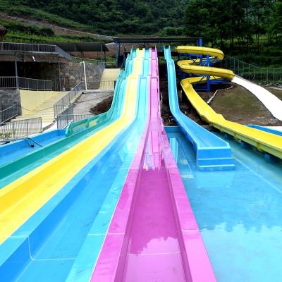 China Amigable a la familia increíble comercial de fibra de vidrio toboganes de agua para el parque acuático en venta