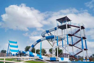 China Large Capacity Boomerang Pool Slide Water Park Water Slide For 2-3 People for sale