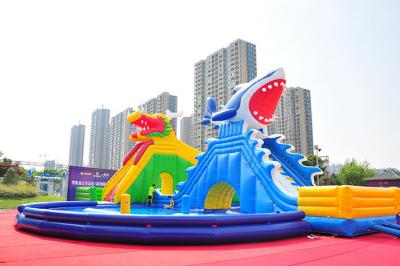 Cina Large pool inflatables water pool inflatable swimming with inflatable slide commercial water slide for kids and adults in vendita