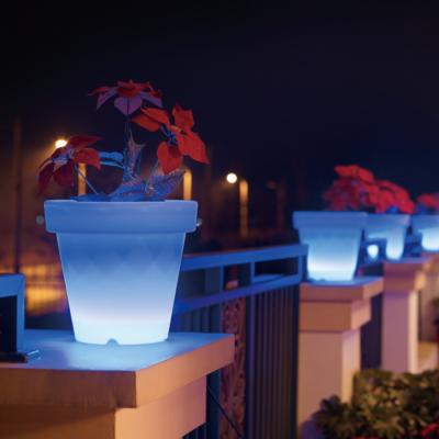 China PPmaterial Fashion RGB Garden Decoration Lamp Solar Powered Outdoor Flower Pots for sale