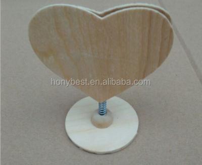 China Wedding Table Wooden Wedding Table Card Holder Wooden Heart-shape Name Card Holders For Wedding Decoration for sale