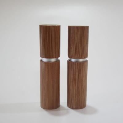 China Custom Bamboo Wooden Cosmetic Cosmetic Packaging Bottles Glass Cosmetic Bottle With Bamboo Dropper for sale