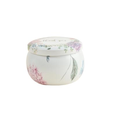 China Hot Selling Birthdays Handmade Tin Box Scented Candle Dried Flower Natural Soy Wax Candle for sale