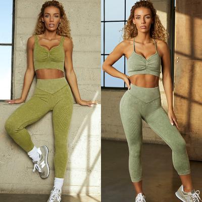 China Breathable Fitness Suit Yoga Set Women Gym Clothing Seamless Sport Suits Workout Clothes For Sportswear Booty Gaiters Sports Bra Set women for sale