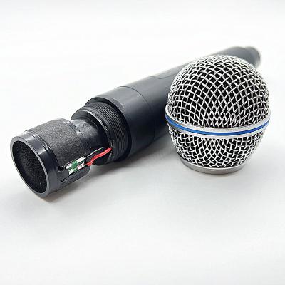 China Professional New Lavalier Microphone Fast Delivery Handheld Wireless Rechargeable Microphone For Conferences for sale